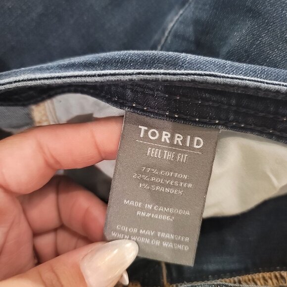 Torrid Luxe Slim Boot Jeans - Stretch Denim Feel The Fit Size 28S short - Picture 5 of 8